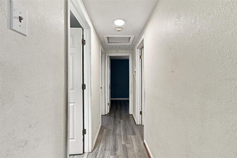 2 bedroom Single Family Residence at 8010 Sharon Drive, Puritan Heights, Tampa — photo 4
