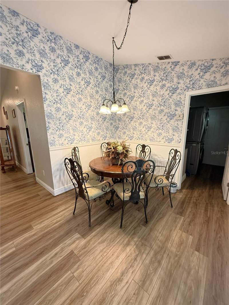 3 bedroom Single Family Residence at 10 Emerald Trail, Silver Springs Shores, Ocala — photo 4