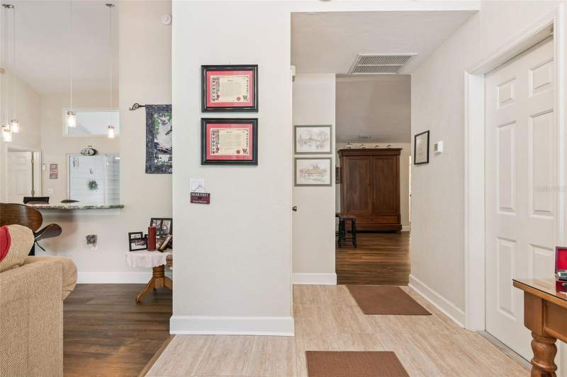 3 bedroom Single Family Residence at 10525 SW 55th Place, Hp/Sutherland Crossing 13, Gainesville — photo 5