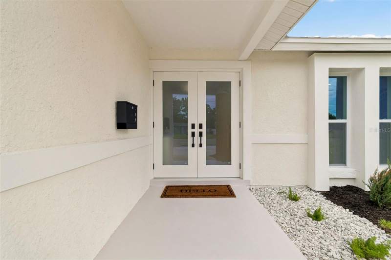 3 bedroom Single Family Residence at 1137 54th Avenue, Bickleys Lakewood Sub, St Petersburg — photo 3