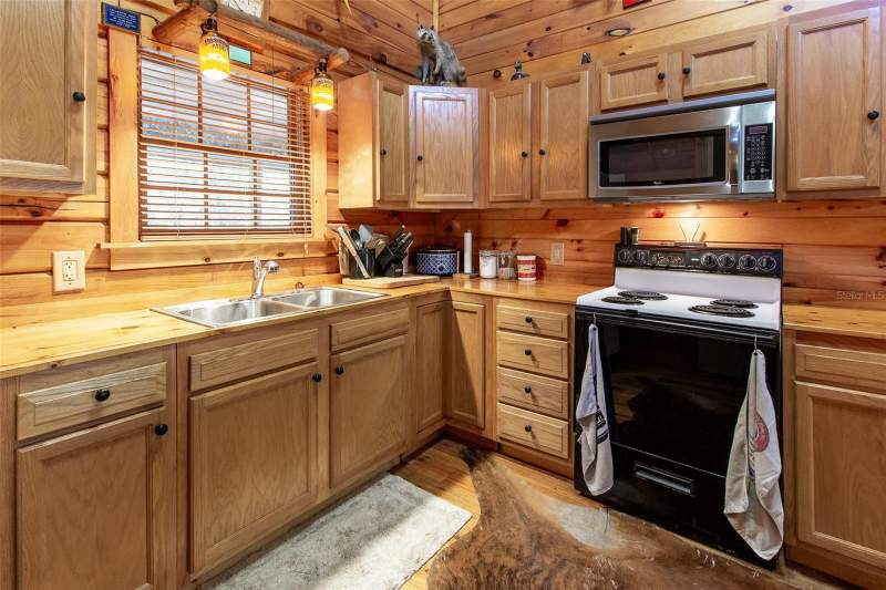 3 bedroom Single Family Residence at 20259 NE 147th Terrace, D&J Campsites, Fort Mc Coy — photo 5