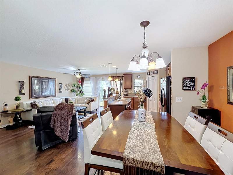 3 bedroom Townhouse at 6420 Windsor Lake Circle, Windsor Lake Twnhms East, Sanford — photo 5