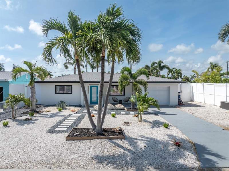 Boca Ciega Isle