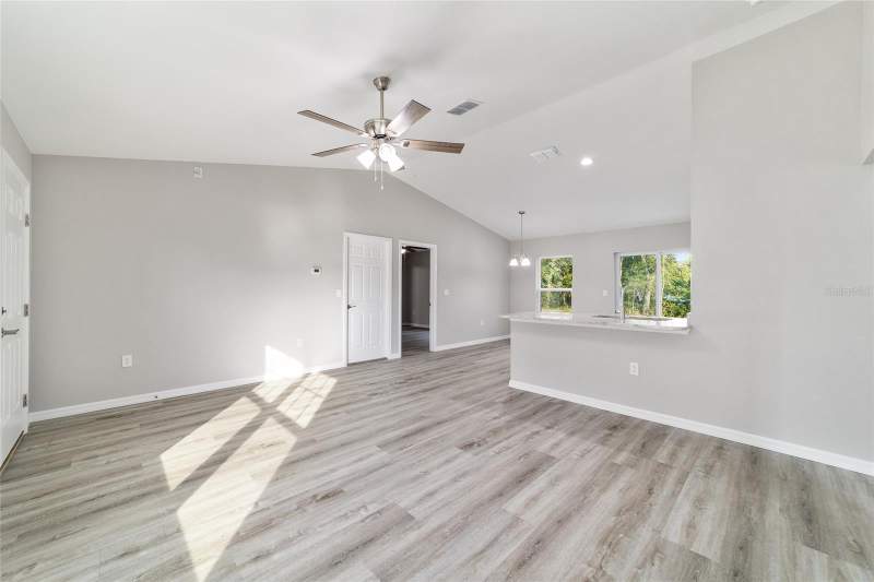 3 bedroom Single Family Residence at 147 Juniper Circle, Silver Springs Shores, Ocala — photo 4