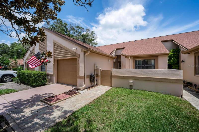 2 bedroom Villa at 3477 Hillmoor Drive, Brookhaven, Palm Harbor — photo 4