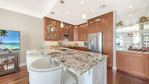 750 N Tamiami Trail #Ph08, Sarasota FL - photo 8 of 28