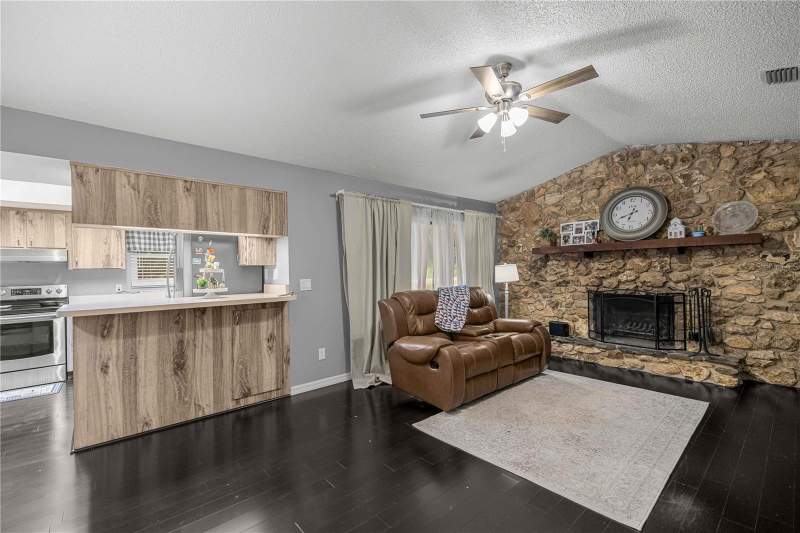 3 bedroom Single Family Residence at 13750 105 Place, Rolling Ranch Estates, Dunnellon — photo 5