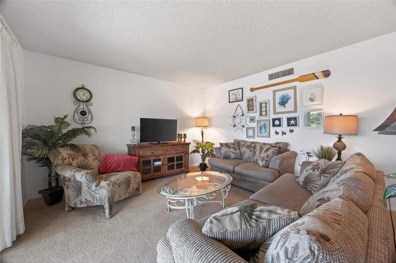 2 bedroom Condominium at 569 Midway Drive #B, Live Oak Village, Ocala — photo 5