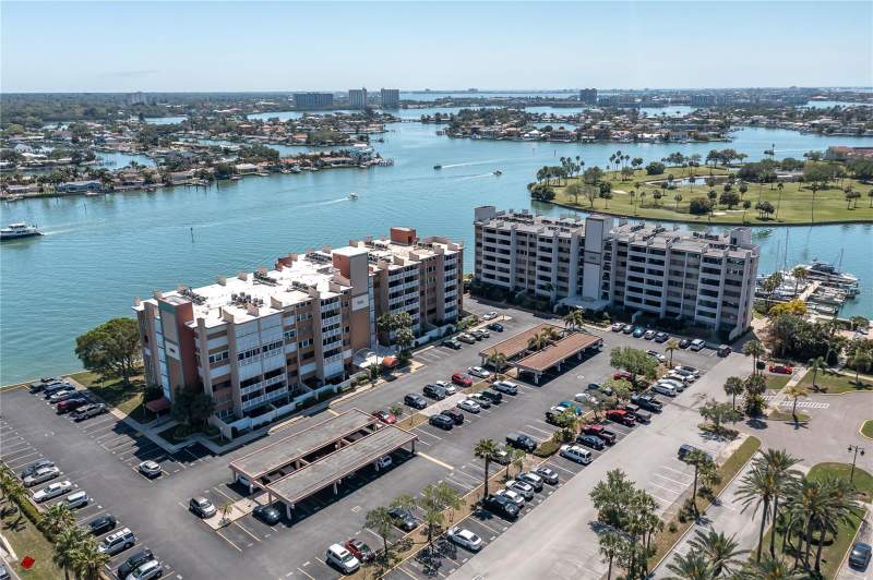 500 TREASURE ISLAND CAUSEWAY #406 home for sale in Treasure Island Tennis & Yacht Club