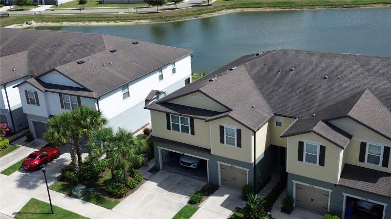 3 bedroom Townhouse at 9154 Hillcroft Drive, Magnolia Park Northeast Reside, Riverview — photo 3