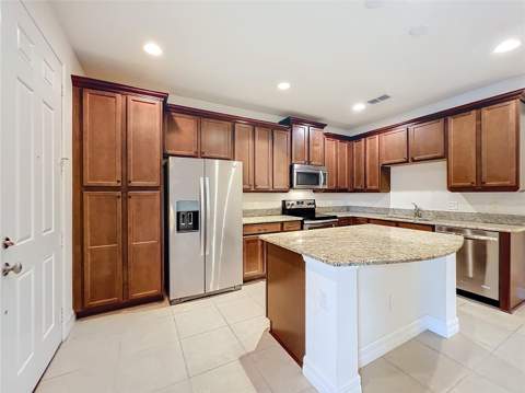 10059 Eagle Creek Center Boulevard, Orlando FL - photo 14 of 77