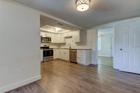 7144 Fairfax Drive, Port Richey FL - photo 8 of 54