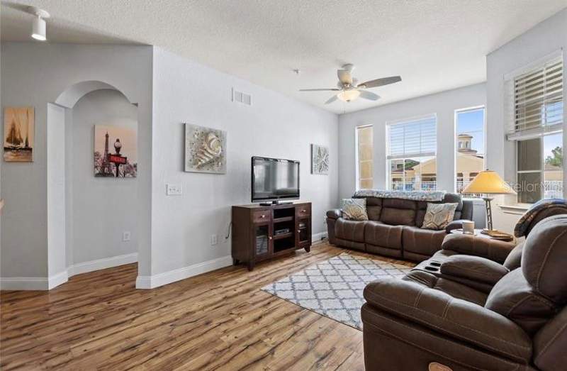4 bedroom Condominium at 504 Terrace Ridge Circle #5, Terrace Ridge At Town Center East Condo, Davenport — photo 5