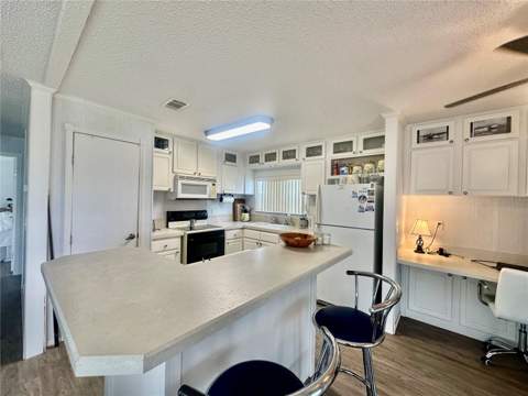 131 Bonnie Drive, Auburndale FL - photo 12 of 40