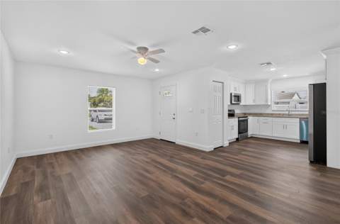 2426 6th St NE, Winter Haven FL - photo 9 of 46