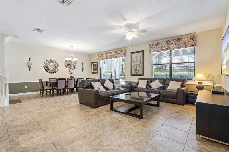 9 bedroom Single Family Residence at 1420 Moon Valley, Stoneybrook South Ph 1, Davenport — photo 5