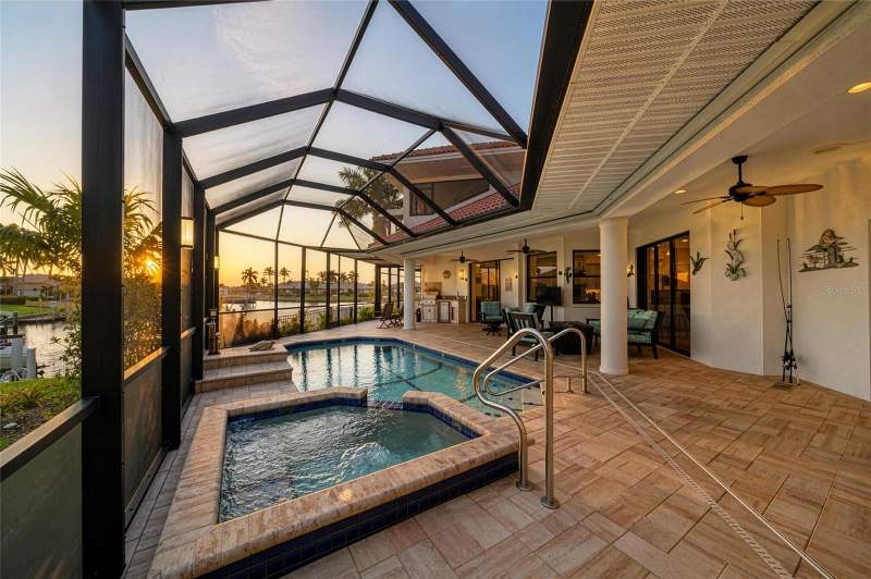 4 bedroom Single Family Residence at 524 La Caruna Court, Punta Gorda Isles Sec 15, Punta Gorda — photo 3
