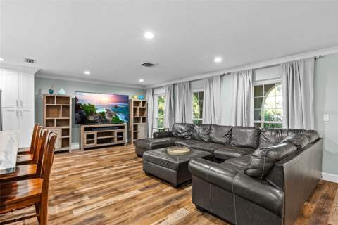 13355 Park Boulevard, Seminole FL - photo 15 of 71
