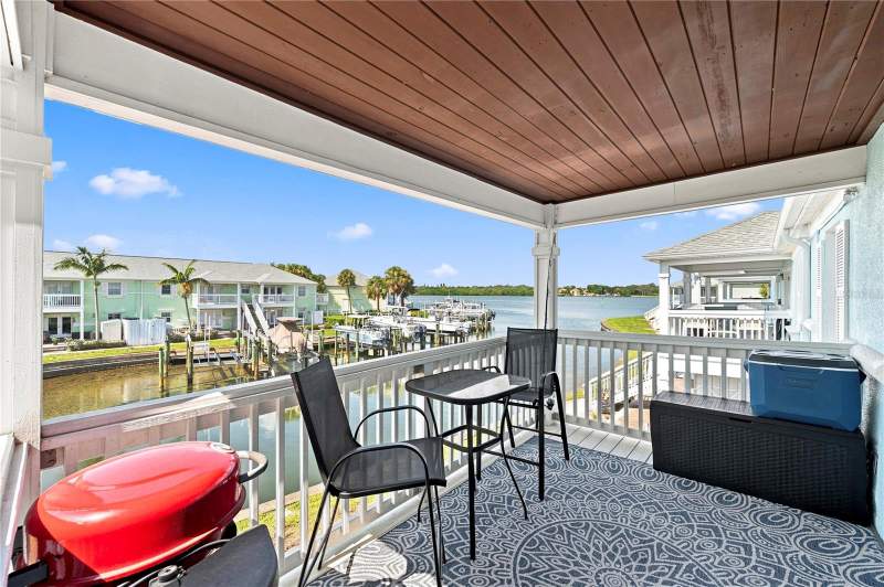 2 bedroom Condominium at 5191 SALMON DRIVE #D, WATERSIDE AT COQUINA KEY SOUTH, ST PETERSBURG — photo 3