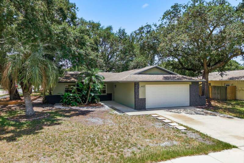 3 bedroom Single Family Residence at 442 Evergreen Drive, Harbor Palms Unit Eleven Lot 451, Oldsmar — photo 3