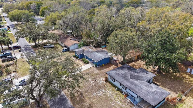 3 bedroom Single Family Residence at 303 Louis Street, Leesburg Lakewood Park, Leesburg — photo 3