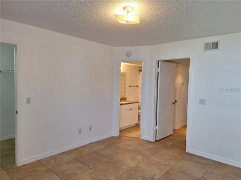 5116 Conroy Road #12, Orlando FL - photo 10 of 19