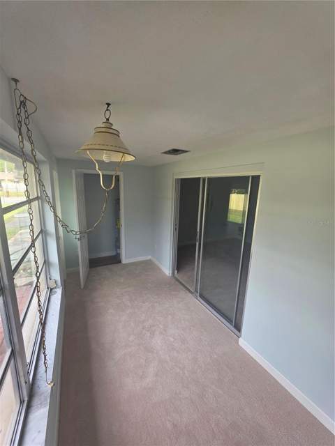 4461 Rustic Drive, New Port Richey FL - photo 15 of 36