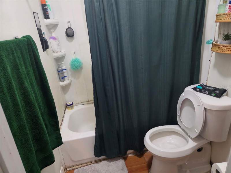 3 bedroom Single Family Residence at 2340 Water Street, Midway, Sanford — photo 4