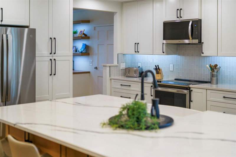 4 bedroom Single Family Residence at 480 W Davis Boulevard, Davis Islands Pb10 Pg52 To 57, Tampa — photo 5