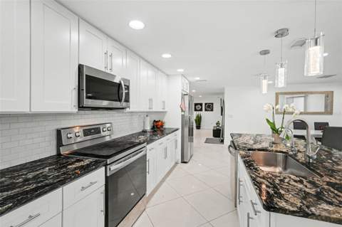 11828 Bingham Drive, Port Richey FL - photo 13 of 32