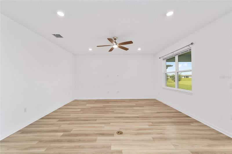 3 bedroom Single Family Residence at 8479 SW 52nd Lane Road, Stone Creek, Ocala — photo 4