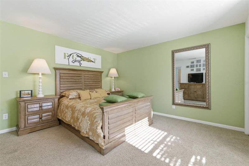 1 bedroom Condominium at 5005 Coquina Key Drive #E, Waterside At Coquina Key South, St Petersburg — photo 3