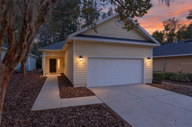 3 bedroom Condominium at 79 NW 48th Boulevard #16, Madison Square At Millpond, Gainesville — photo 2