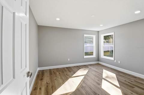 33608 Overton Drive, Leesburg FL - photo 11 of 40