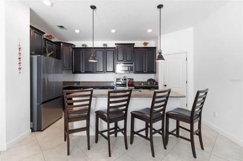 4355 Summer Breeze Way, Kissimmee FL - photo 8 of 44