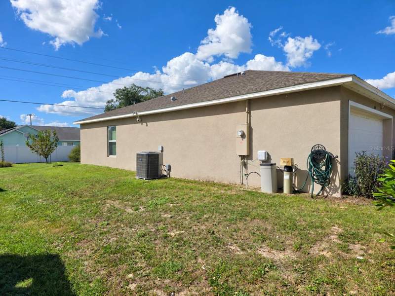 4 bedroom Single Family Residence at 284 Marion Oaks Course, Marion Oaks Un 01, Ocala — photo 4
