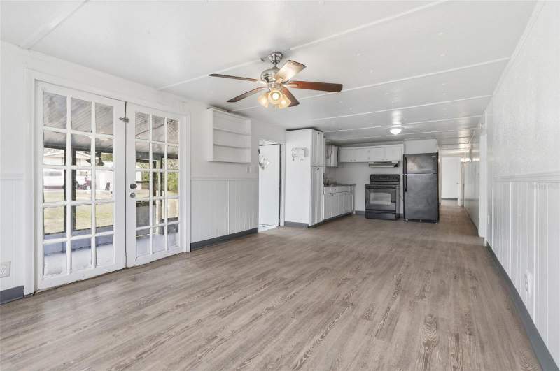 2 bedroom Mobile Home at 37421 Marcy Lane, Zephyrhills Colony Co, Zephyrhills — photo 4