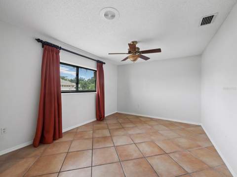 6945 Country Lakes Circle, Sarasota FL - photo 16 of 37