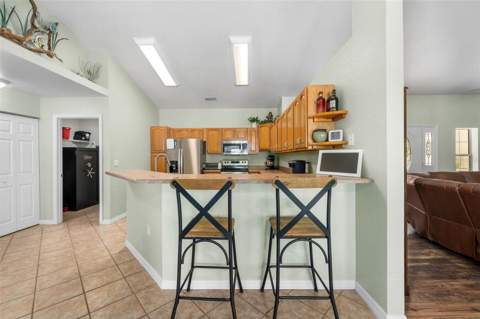 646 NE 2nd Street, Williston FL - photo 10 of 39