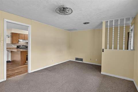 1508 Wildrose Lane, Daytona Beach FL - photo 9 of 46