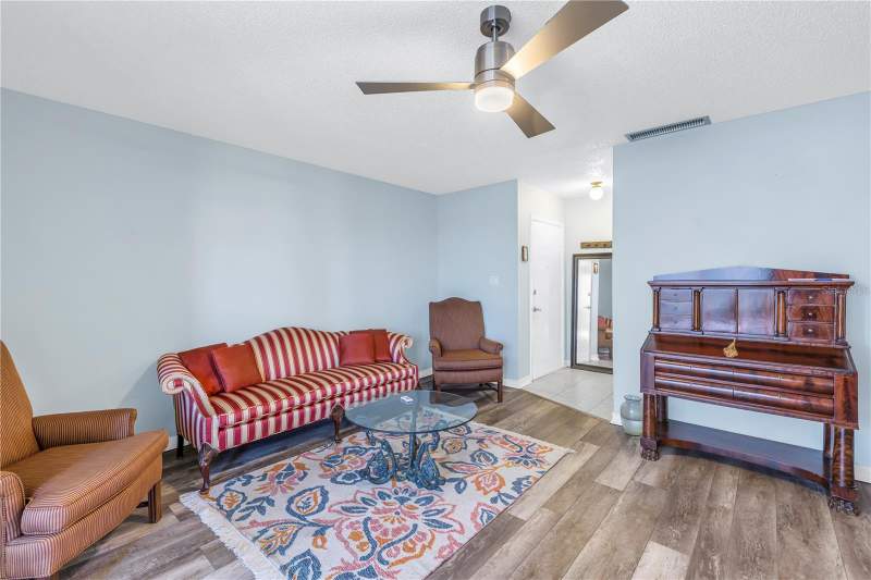 2 bedroom Condominium at 4115 34th Way #195, Patriot Square Apts, St Petersburg — photo 3