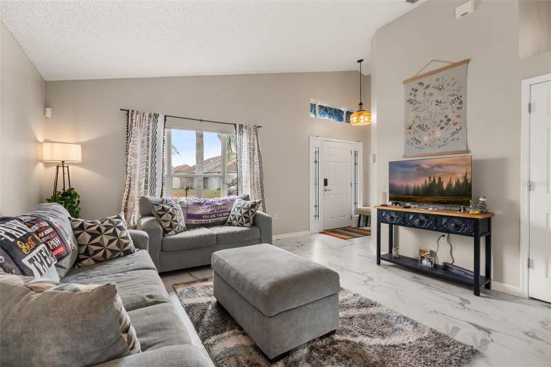4 bedroom Single Family Residence at 551 Majesty Drive, Royal Palms Ph 02, Davenport — photo 5