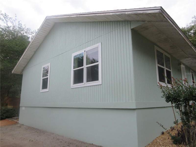 2 bedroom Single Family Residence at 5949 SE 164th Court, Woods & Lakes, Ocklawaha — photo 3