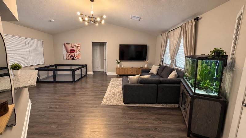 3 bedroom Single Family Residence at 8089 Wooden Drive, Forest Oaks, Spring Hill — photo 5