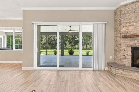 10594 NE 104th Circle, Oxford FL - photo 11 of 53