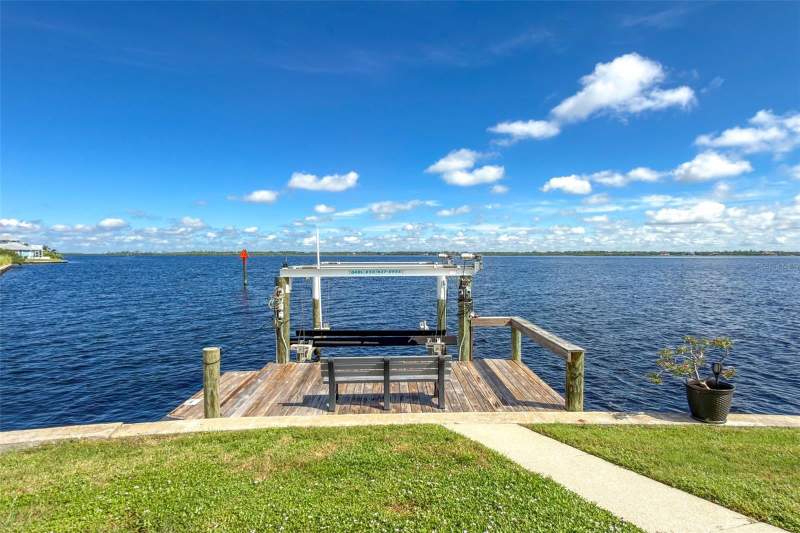 4 bedroom Single Family Residence at 2459 Dixon Terrace, Port Charlotte Sec 060, Port Charlotte — photo 4