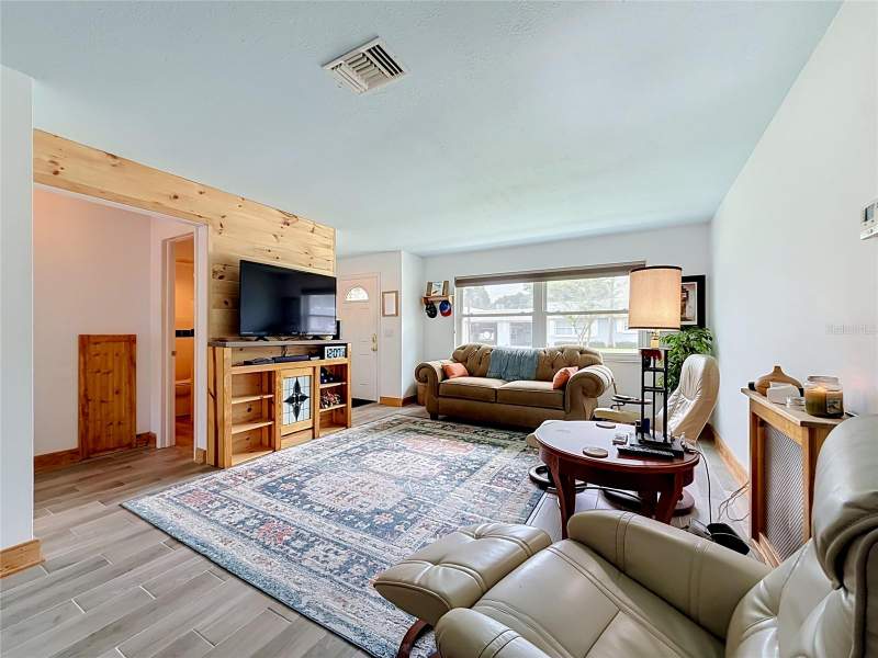 1 bedroom Villa at 602 Mindy Drive, Rothmoor Estates Condo, Largo — photo 4
