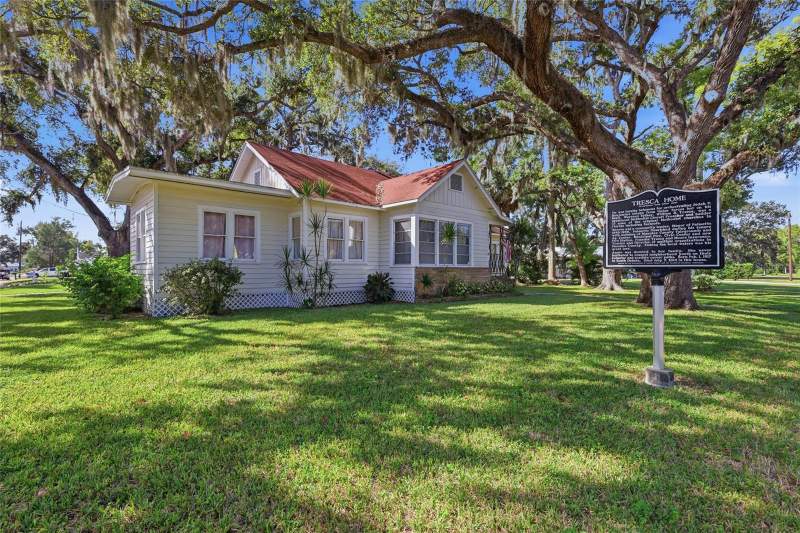 4 bedroom Single Family Residence at 1601 6th Street, Atzroth Add To Palmetto, Palmetto — photo 4