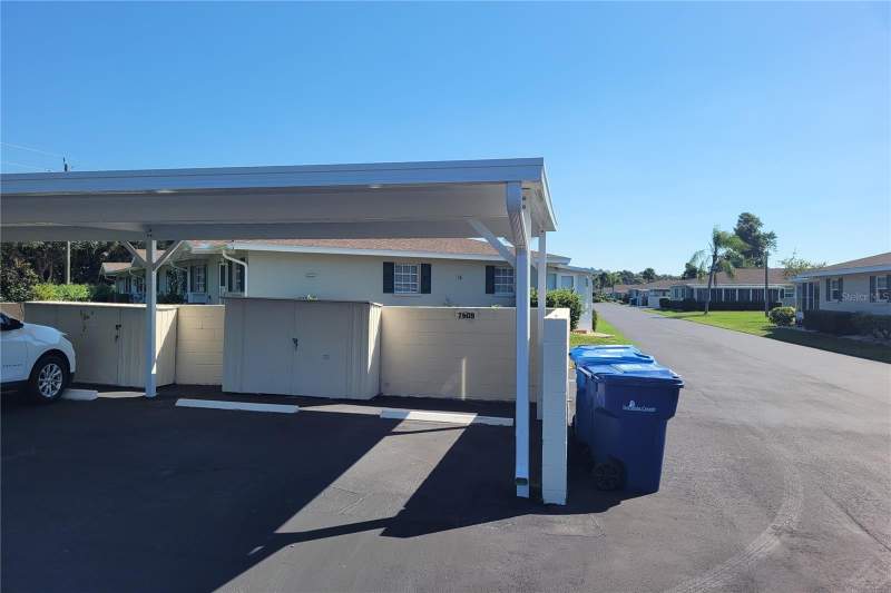 2 bedroom Villa at 2609 Golf Course Drive #403, Rolling Green Glf Village III, Sarasota — photo 4