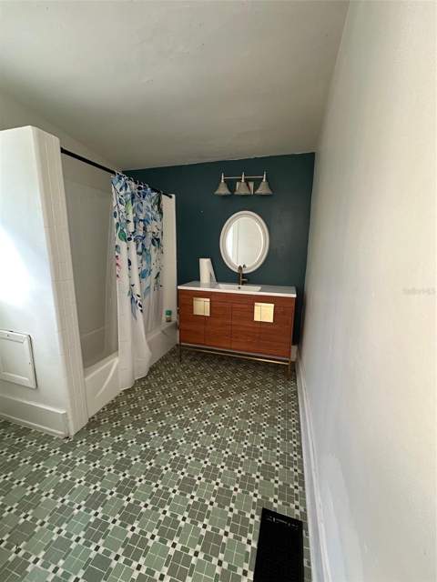 138 W Stetson Avenue, Deland FL - photo 13 of 19